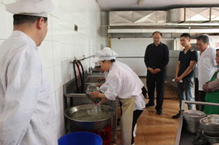 饮食服务中心开展餐具洗消人员集中培训活动