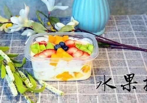 从家庭小店到连锁品牌 小二家故事水果捞的创业与加盟之路